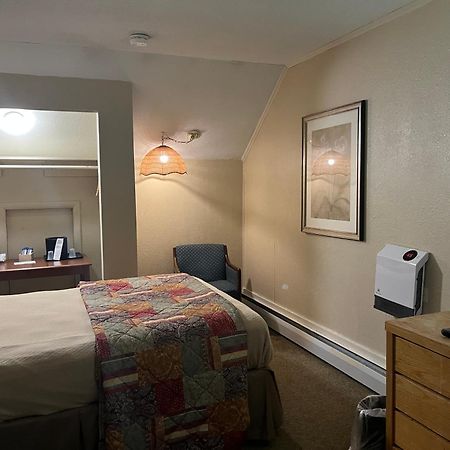 The Upper Pass Lodge Londonderry Extérieur photo